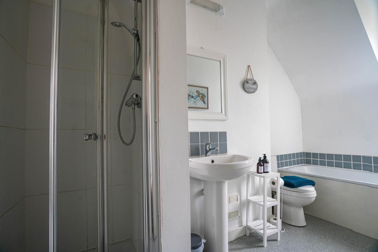 The Becket - Three Bedroom City Centre House With Parking Canterbury Eksteriør bilde